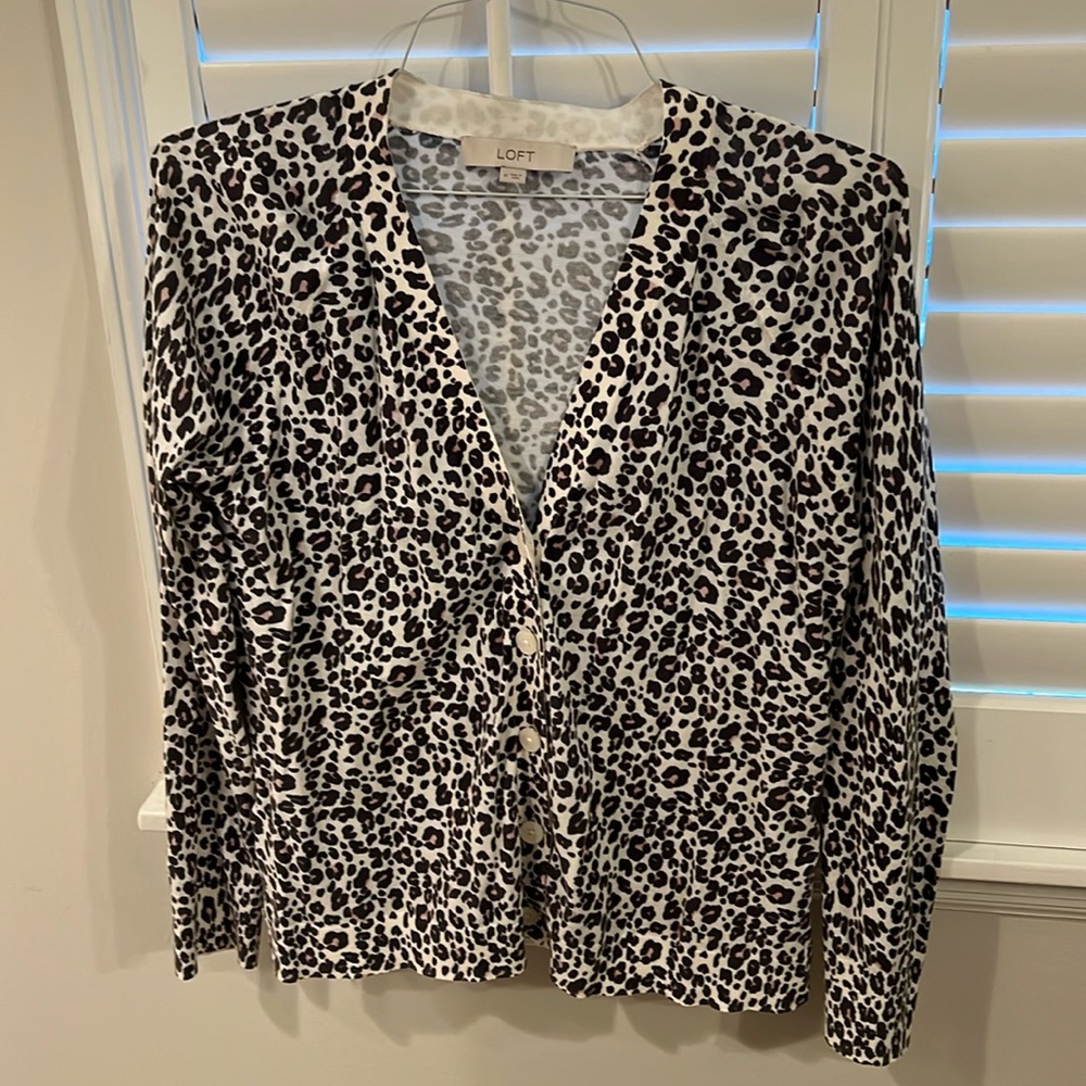 Animal print loft, sweater, size medium